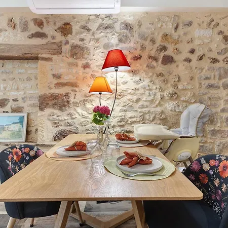 D'hotes Bien-etre Simple Bed and breakfast Belvès